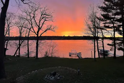 Image de Serpent Lake Cabin • Sleeps 13 • Cuyuna Trail