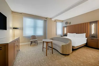 Image de Unwind in Style: Experience Downtown Tampa's Finest Stay! 3 Rooms