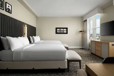 Image de Tampa Getaway: Historic Building with Modern Comforts! 3 Rooms