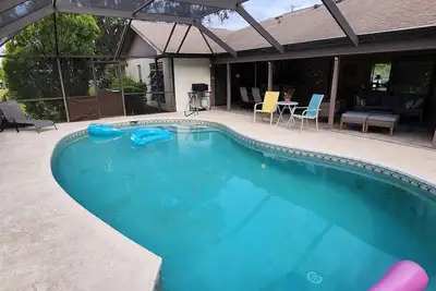 Image de Sandpiper Pool Home
