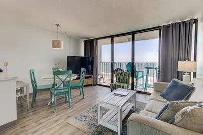 Image de 0706 Dolphin's Den (1-Bedroom Home) with Pool