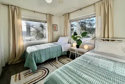Image de The Surfside -Ocean Views & Northern Lights