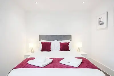19 The Legacy - 2 bedroom apartment