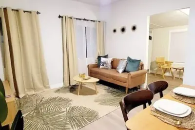 Image de New Tropical 2br 1b Game Room, Prking near Beach\n