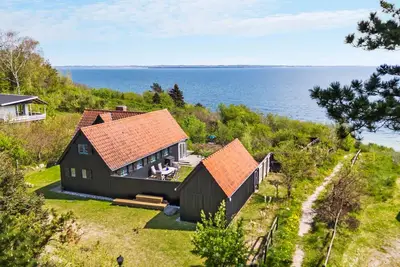 Image de Maison en bord de mer à Knebel avec.