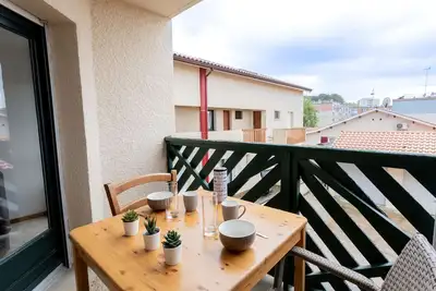 Image de Studio avec balcon au centre ville de Biscarrosse Bourg