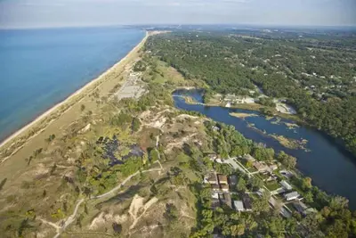 Image de Indiana Dunes Beach Cottage