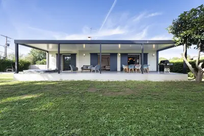 Image de Villa 'Malost' avec terrasse privée, Wi-Fi et climatisation