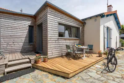 Image de Maison de vacances 'Courses Et Bains - Tout À Pied' avec terrasse privée et Wi-Fi