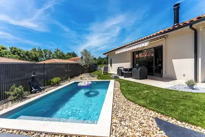 Image de Maison de vacances 'Villa Mayana' avec piscine privée, Wi-Fi et climatisation