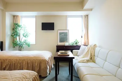 Image de Hotel ShoD Smoking 2 single beds 1 sofa bed / Sapporo Hokkaidō