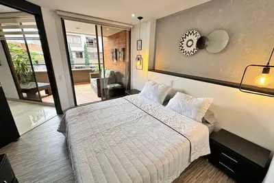 Image de Apartamento con Balcón y Aire Acondicionado en el Barrio mas Cool - Laureles
