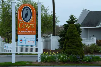 Image de Christmas On Cape Cod - Cove At Yarmouth - 1br With Kitchenette
