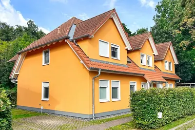 Image de Urlaub in Strandnähe und in Idyllischer Lage - Villa Waldidyll Fewo Rügenglück