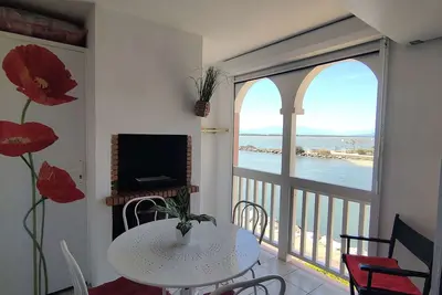 Image de Appartement T2 - 4 pers. avec terrasse et piscine à Le Barcarès