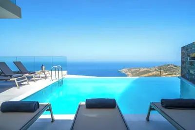 Image de Luxury Villa with Sea View and Private Pool 1