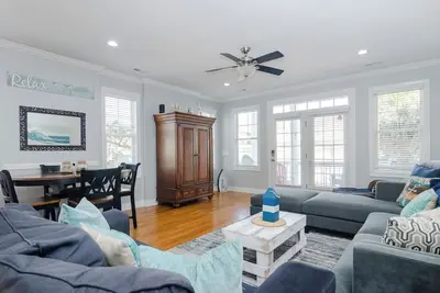 Image de Piki Tiki - Pet friendly 4 bedroom duplex