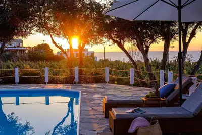 Blue Waves Luxury Villa by Nomads