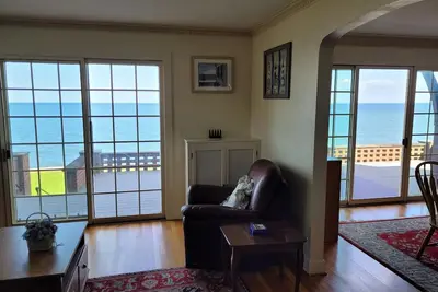 Image de On the Water Spacious Comfortable Historic Home