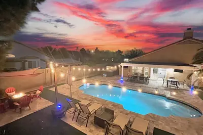 Image de Sun-Kissed Scottsdale Sanctuary, Heated Pool, Spa, Putt-Putt, Bocce, Bowling!