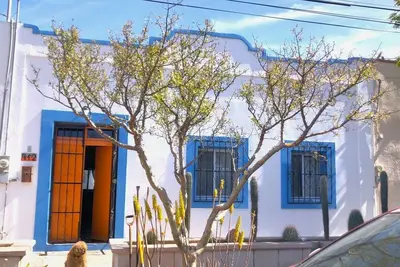 Image de Cozy vintage house with studio near Malecon and Centro