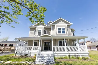 Image de Custom New Home in West Cape May!