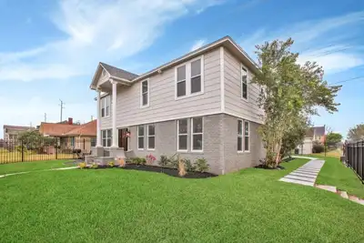 Image de Gated Home and Parking | Sleeps up to 24