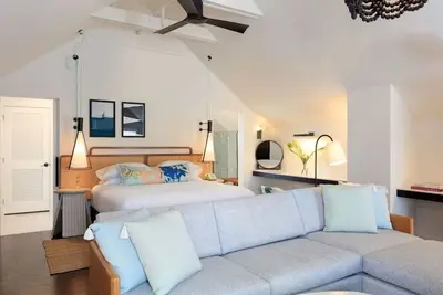 Image de Tranquil Bungalow w/ an Artistic Vibe in Vibrant Key West | Breakfast Included