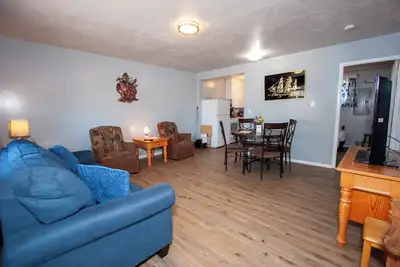 Image de Small Family Apartment near the beach. Perfect for a family getaway!