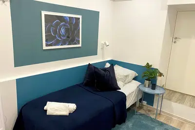Semi-automatic Mini-hotel Private Hotel Room in a Very Central Location
