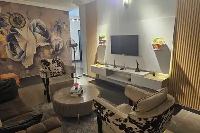 Experience Luxury: 3-Bedroom Retreat with Ps5, Meta Quest 2, Fast WiFi