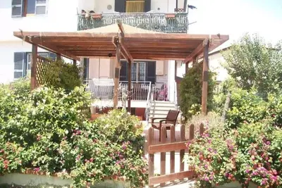 Image de 2 Bedroom Private vacation home in Festinese