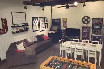 Image de Night Owl 2e Fun Apartment in Downtown Eureka Springs w/optional paid parking!