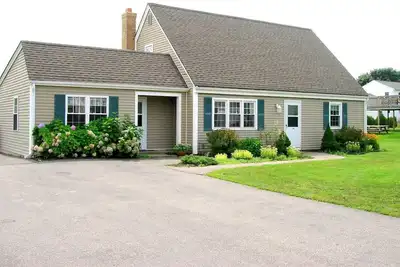 Image de 24 Davisville Lane - Eastward Look - Narragansett