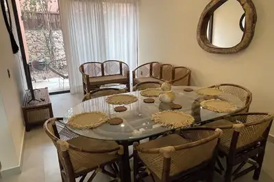 Image de Relax and rejuvenate in our 3 bedroom home in resort style gated community.