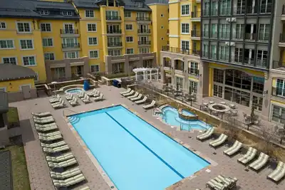 Image de Luxury 2br residence at the Ritz-Carlton Vail - walk to ski lift, pool/hot tub!