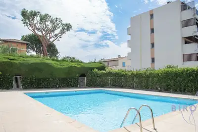 Image de T2 plage Ă 5min + piscine et clim