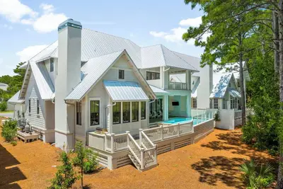 Image de Stay on 30a: Elegance on Eastern Lake, Golf Cart!