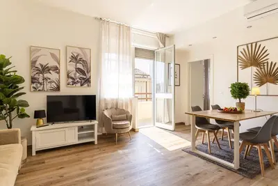 Livorno Modern Apartment with Balcony!