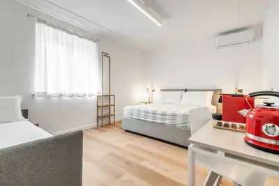 Independence Square Room B with Private Bathroom