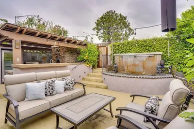 Image de Lovely Tustin Home w/ Outdoor Kitchen: 3 Mi to Zoo