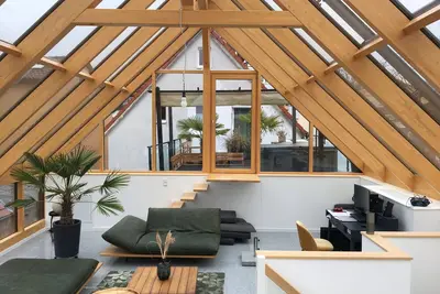 Image de Appartement 'Traumhaftes Loft Wintergarten' avec terrasse partagée, Wi-Fi et climatisation
