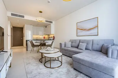 Image de Modern 1-Bedroom Apartment with Lagoon & Burj Khalifa Views | District One, Mbr City