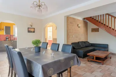 Image de La Baule, Duplex 4 ch. , terrasse & jardin à 5 mn de la plage et des commerces.