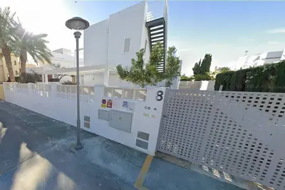 Image de 1333\/c. Duplex Pareado En Vera Playa