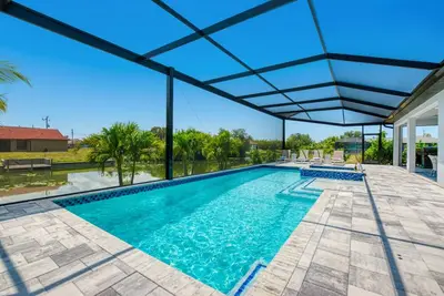 Image de Villa Rosa – Heated Pool & Spa | Water View | Boat Rental + Tours Voucher Incl.