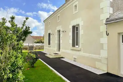 Image de Gîte rénové avec billard, baby-foot, jardin clos, recharge Ve, proche châteaux de la Loire
