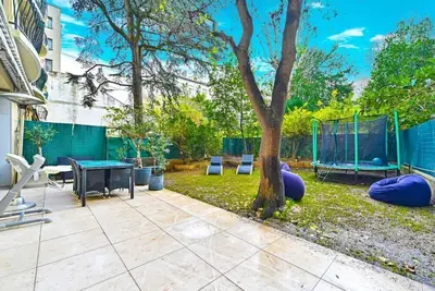 Image de Appartement 3 chambres avec grand jardin privatif à 5 mn des Champs Elysées