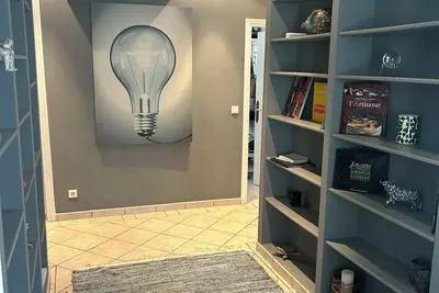 Image de Magnifique appartement plein centre nice. 170 m2, 4 cc, 3sdb, deux pas de tout