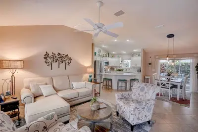 Image de New 3b/2b Home in The Villages - Near Lake Sumpter - Golf Cart - Dog-Friendly